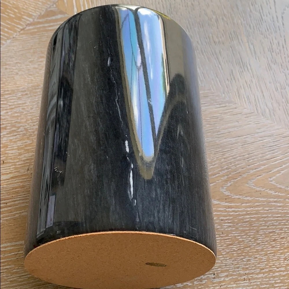 TABLECRAFT 5488 Black Marble Wine Cooler 7” x 5”